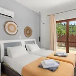 Anassa Mare & Residences 4*