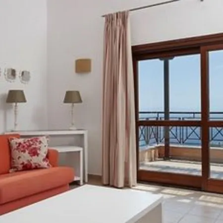 Anassa Mare & Residences 4*