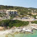 Апарт-отель Anassa Mare Villas & Residences Гайос