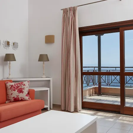 Aparthotel Anassa Mare & Residences 3*