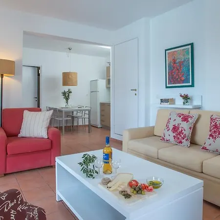 Anassa Mare & Residences