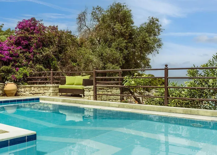 Anassa Mare Villas & Residences Апарт-отель Гайос